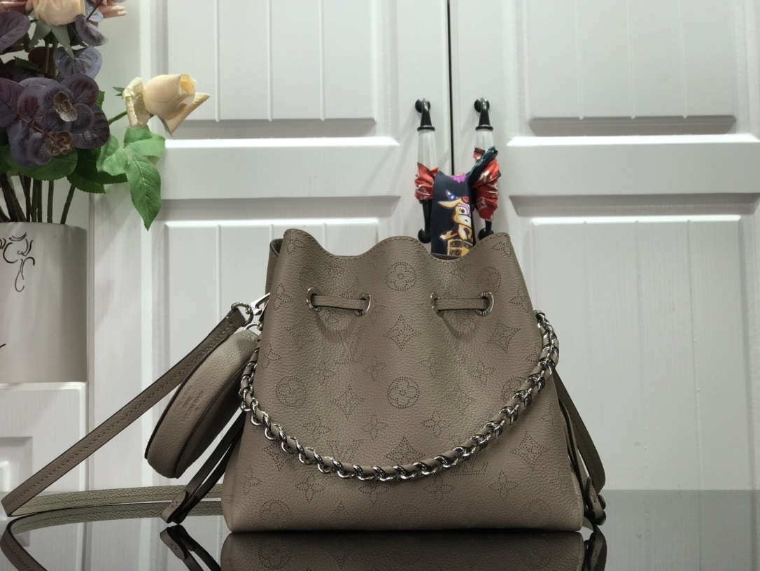 LV MURIA BAG M55799
