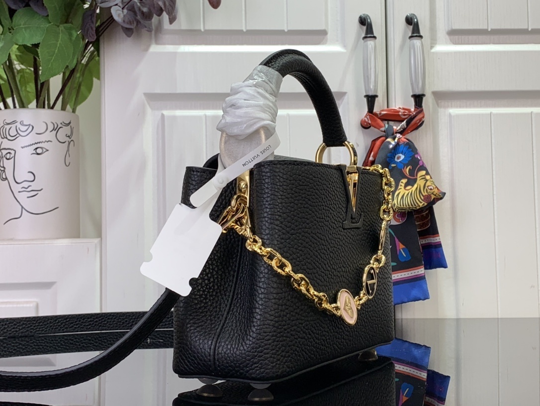 LV MY CAPUCINES K00014