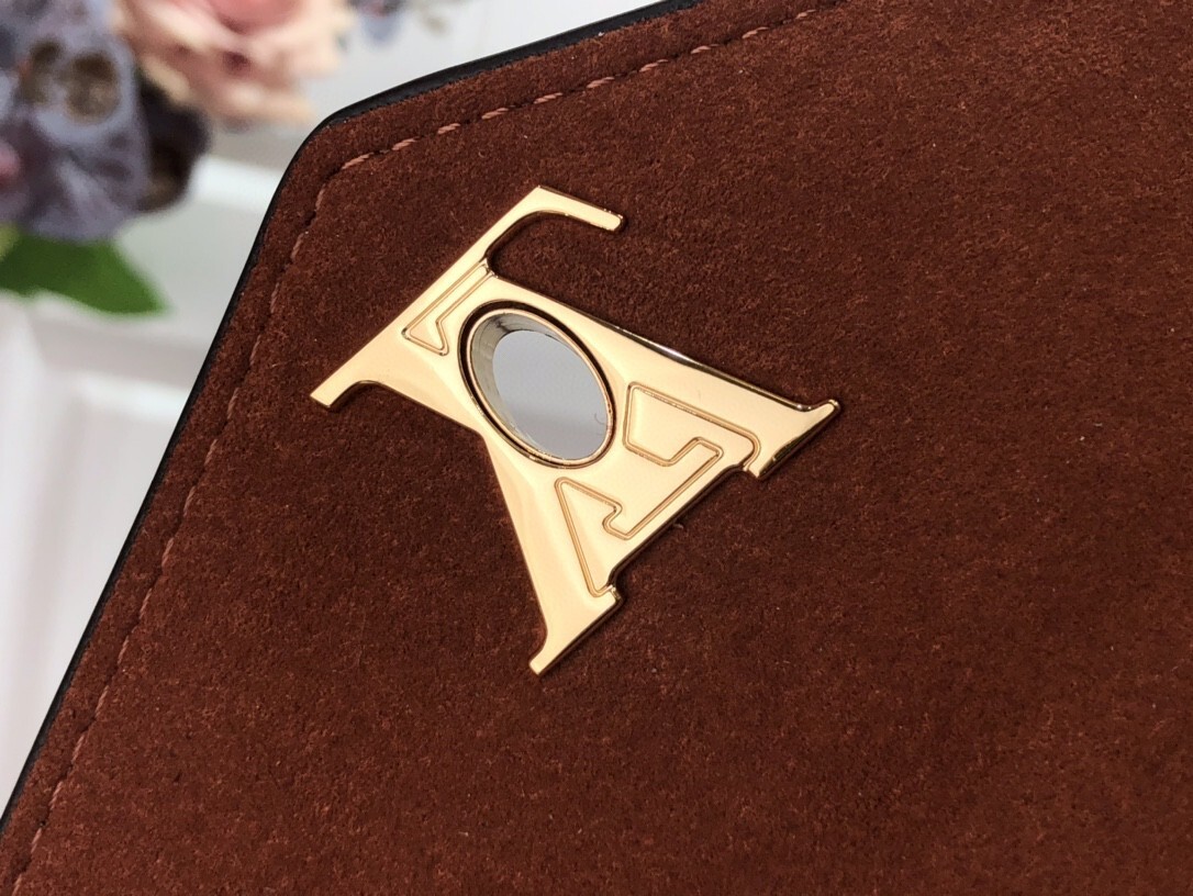 LV MYLOCKME CHAIN POCHETTE M81436