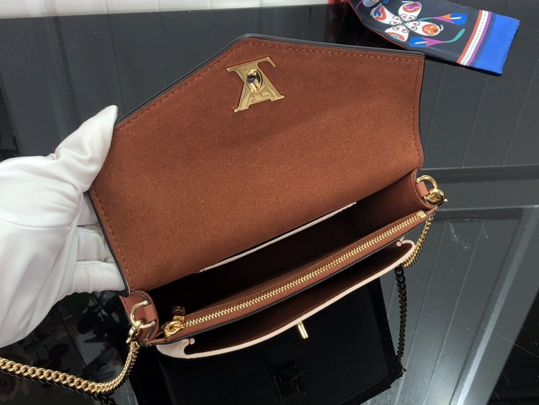 LV MYLOCKME CHAIN POCHETTE M81436