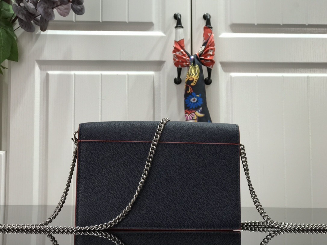 LV MYLOCKME CHAIN POCHETTE M81436