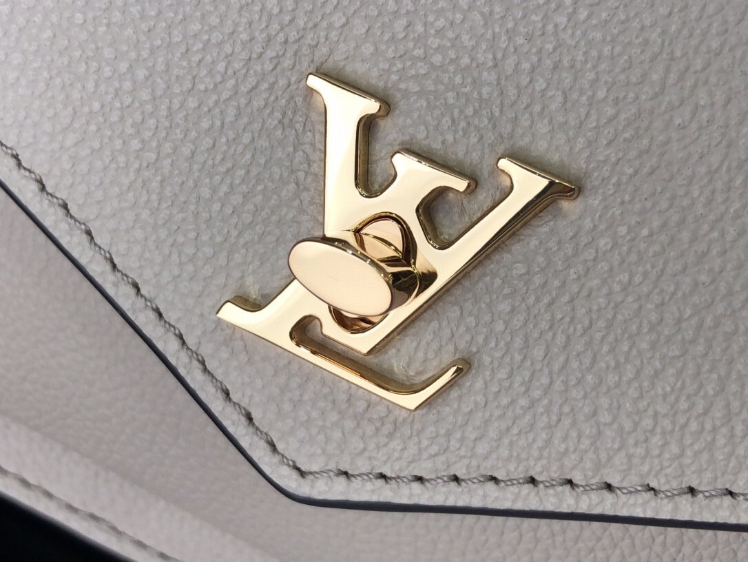 LV MYLOCKME CHAIN POCHETTE M81436