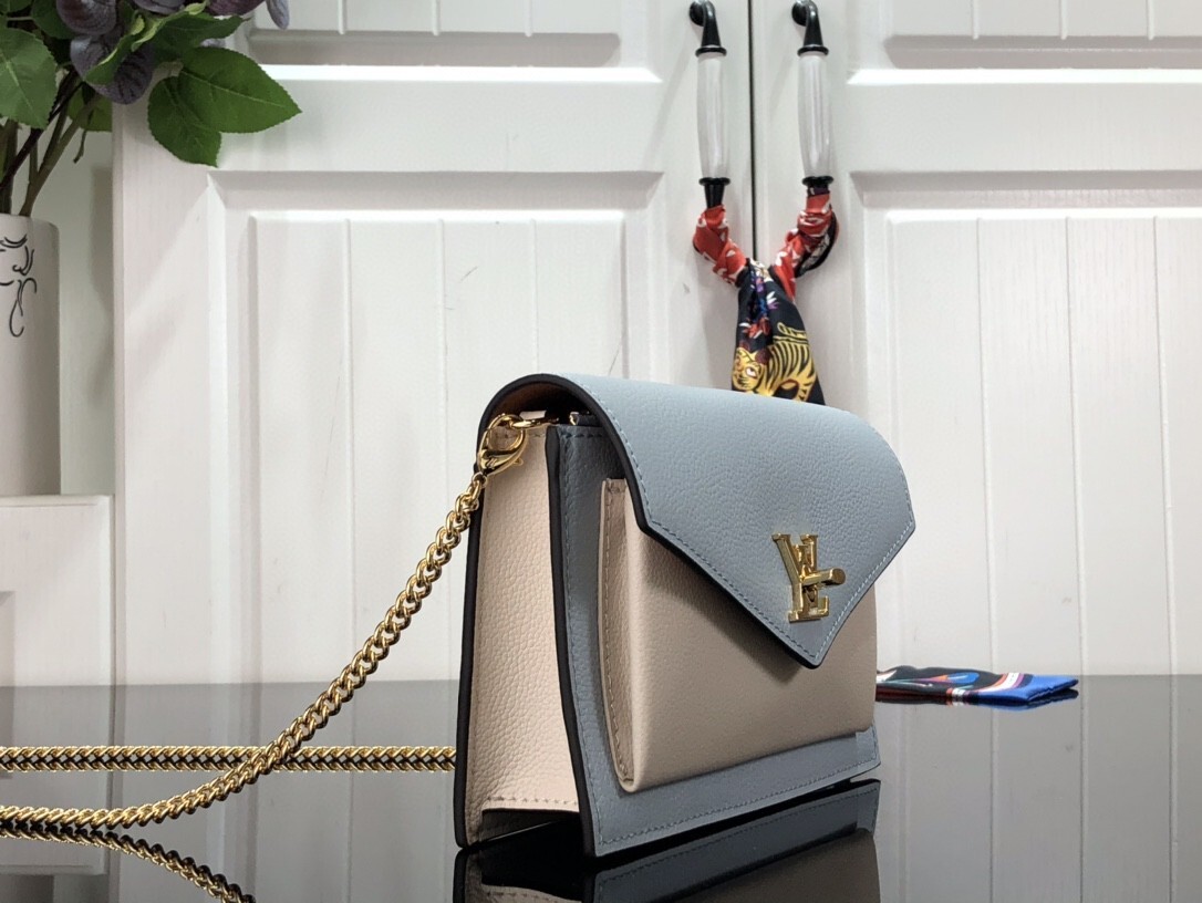 LV MYLOCKME CHAIN POCHETTE M81436