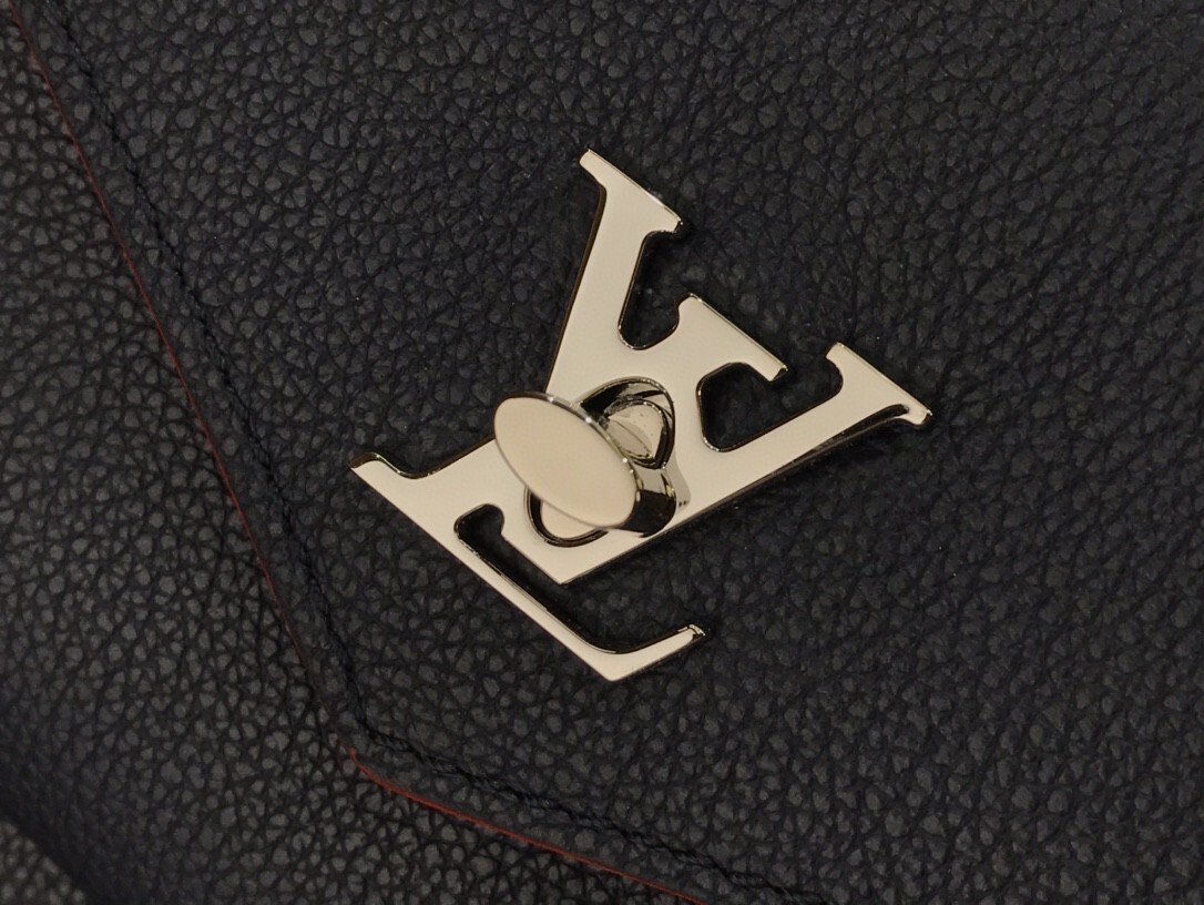 LV MYLOCKME CHAIN POCHETTE M81436