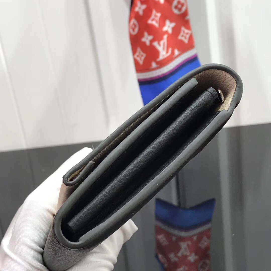 LV MYLOCKME wallet M62328FN