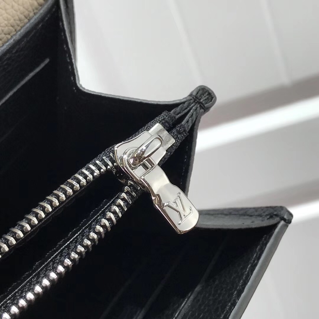 LV MYLOCKME wallet M62328FN