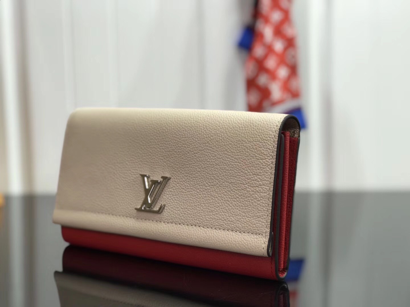 LV MYLOCKME wallet M62328FN