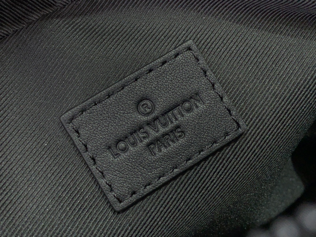 LV NANO ALPHA m30997