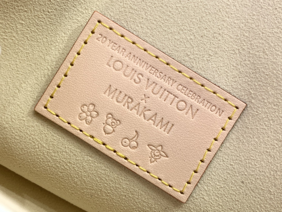 LV Nano Diane M14194