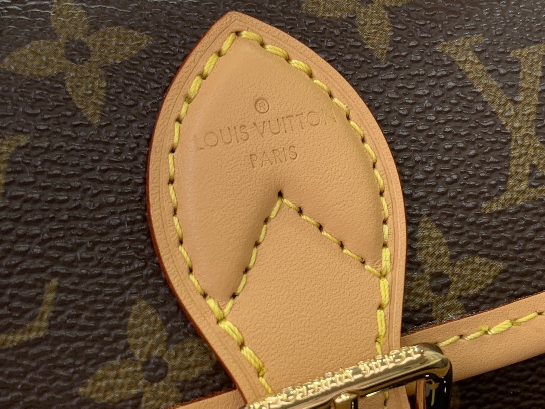 LV Nano Diane M83300 