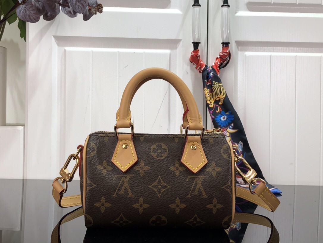 LV NANO SPEEDY M81085 