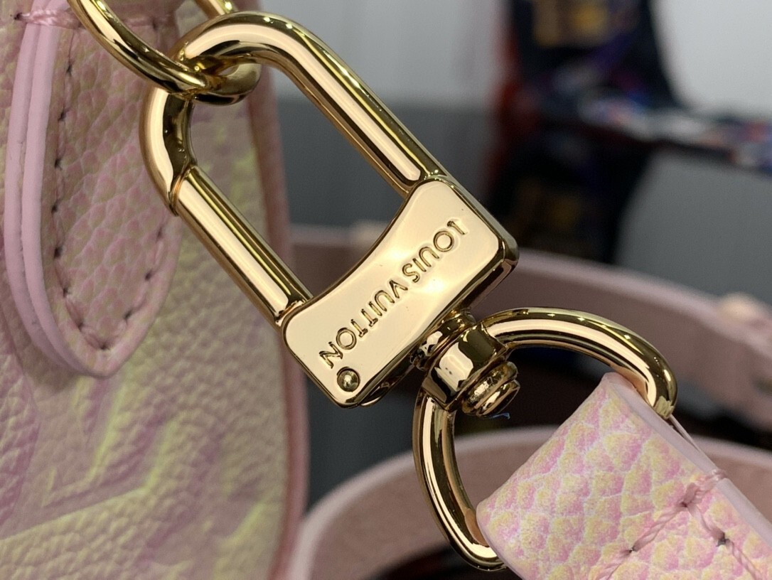 LV NANO SPEEDY M81508 