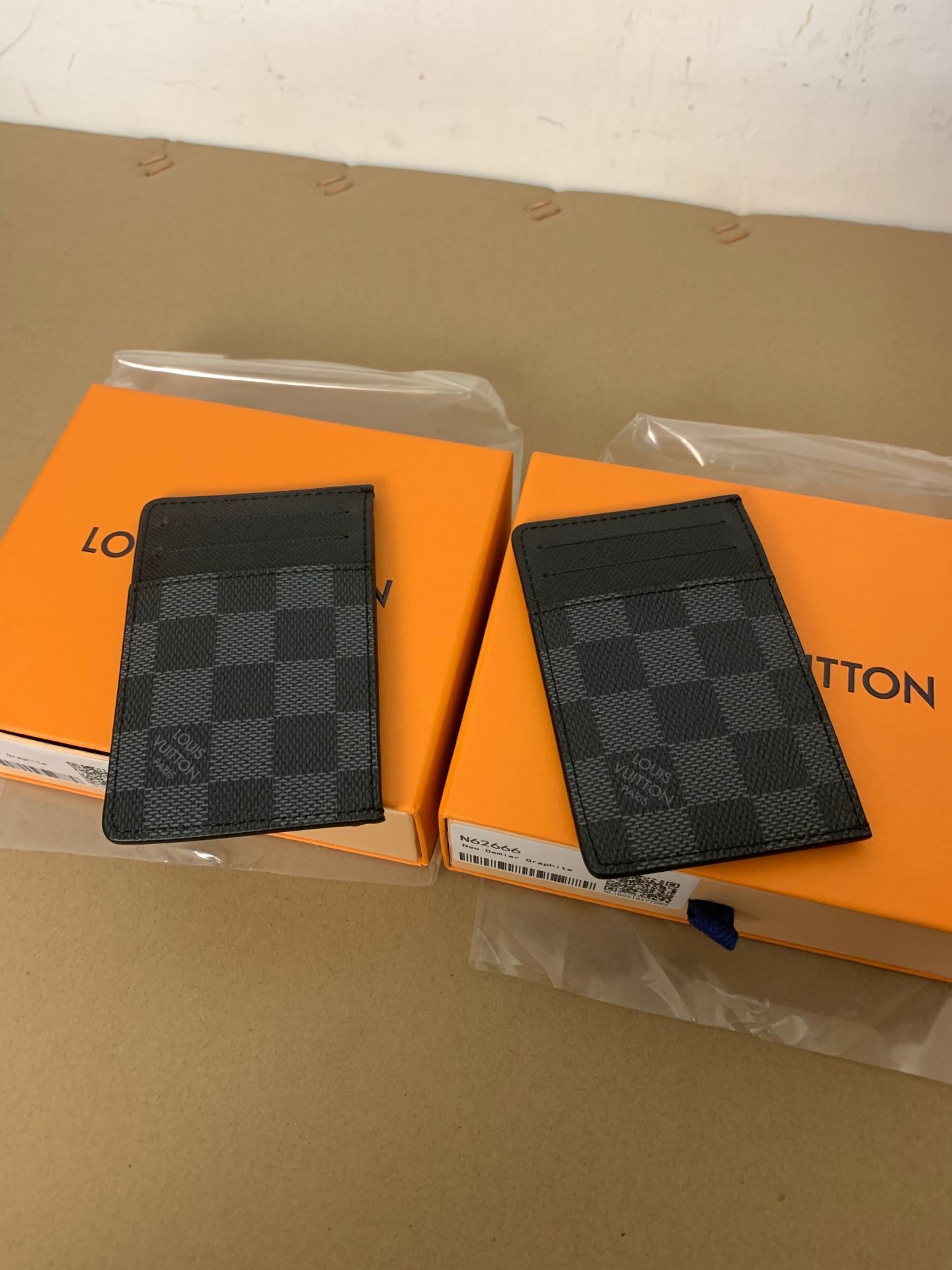 LV NEO PORTE CARTES N62666