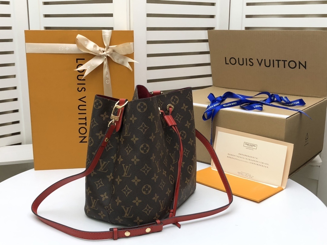 LV NEONOE BAG M44022C