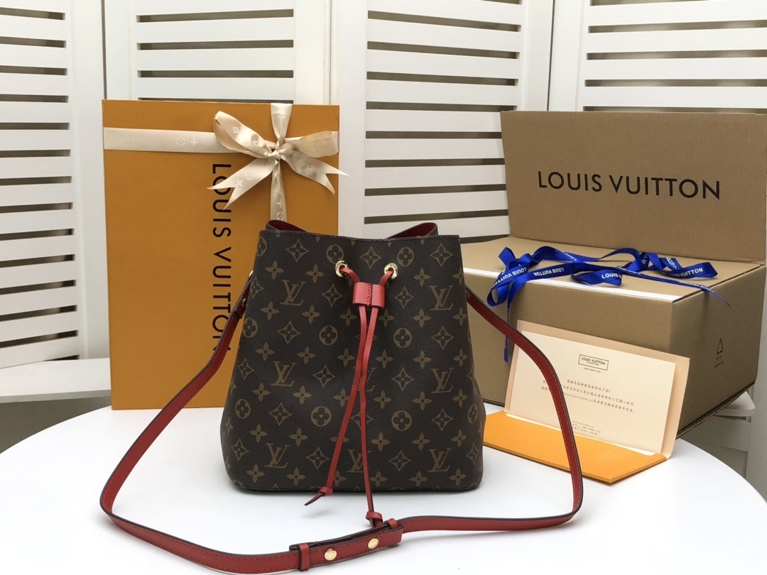 LV NEONOE BAG M44022C