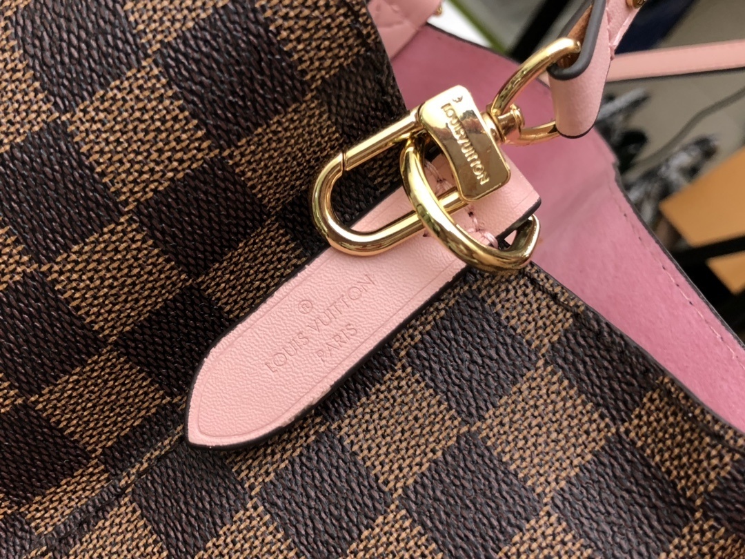 LV NEONOE BAG M44022C
