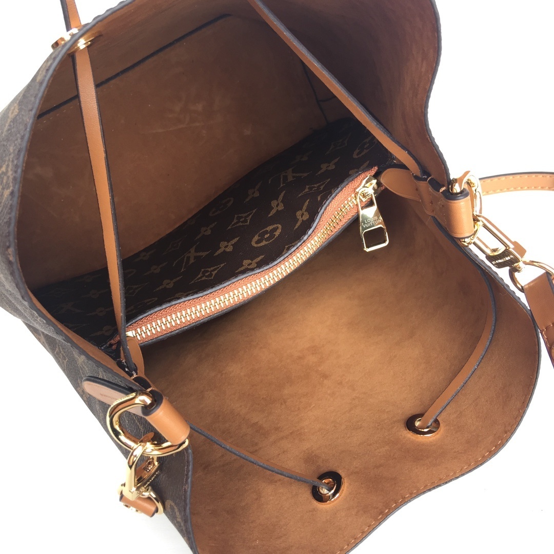 LV NEONOE BAG M44022C