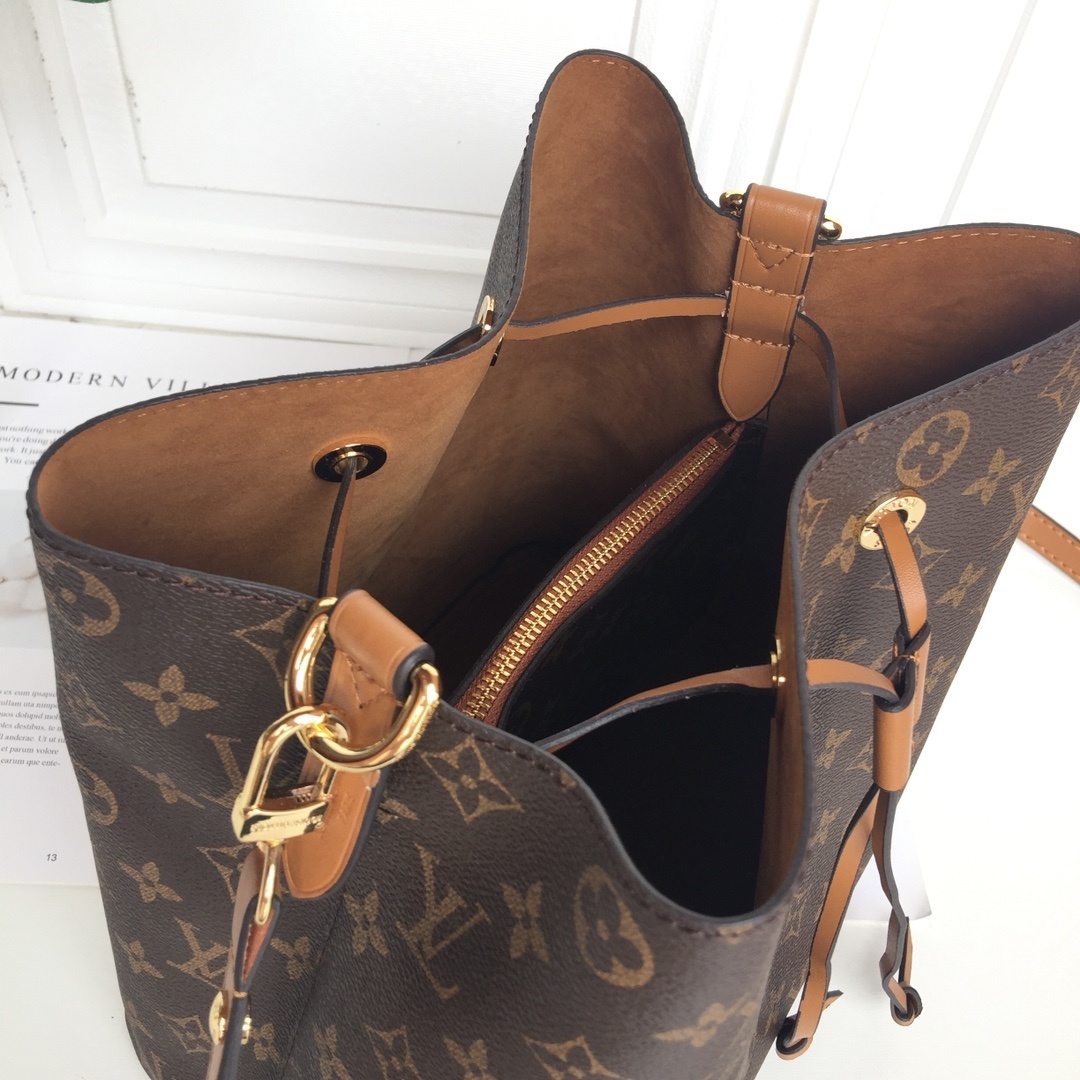 LV NEONOE BAG M44022C