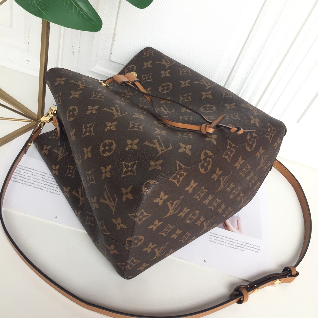 LV NEONOE BAG M44022C