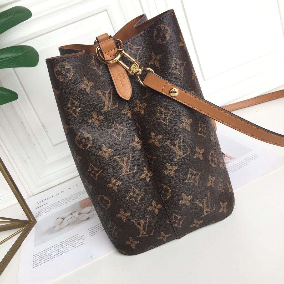LV NEONOE BAG M44022C
