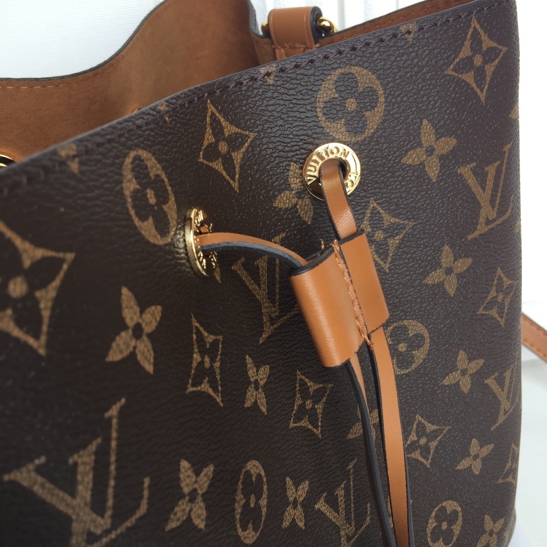 LV NEONOE BAG M44022C
