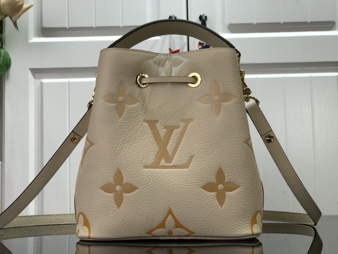 LV NEONOE BB M45716