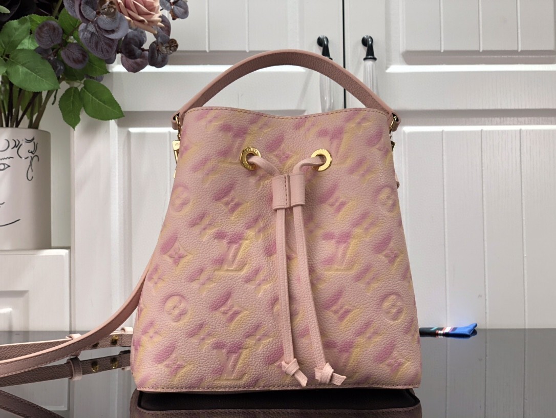 LV NEONOE BB M46174F