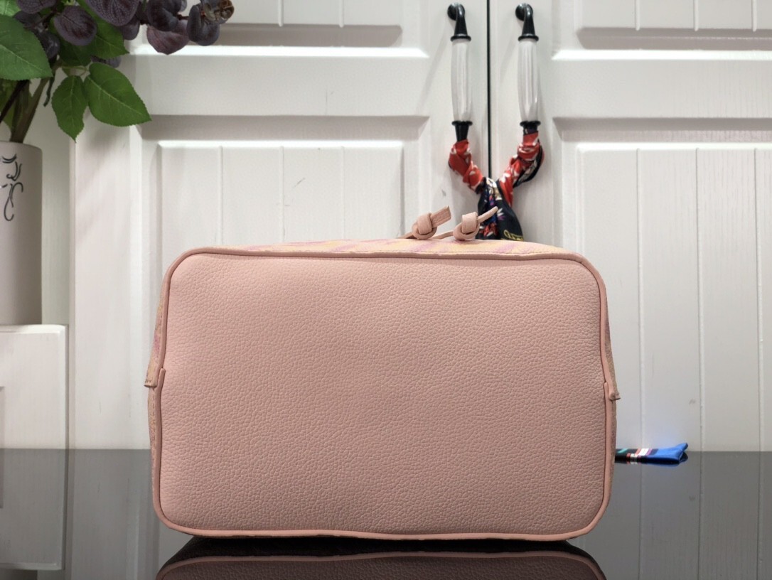 LV NEONOE BB M46174F