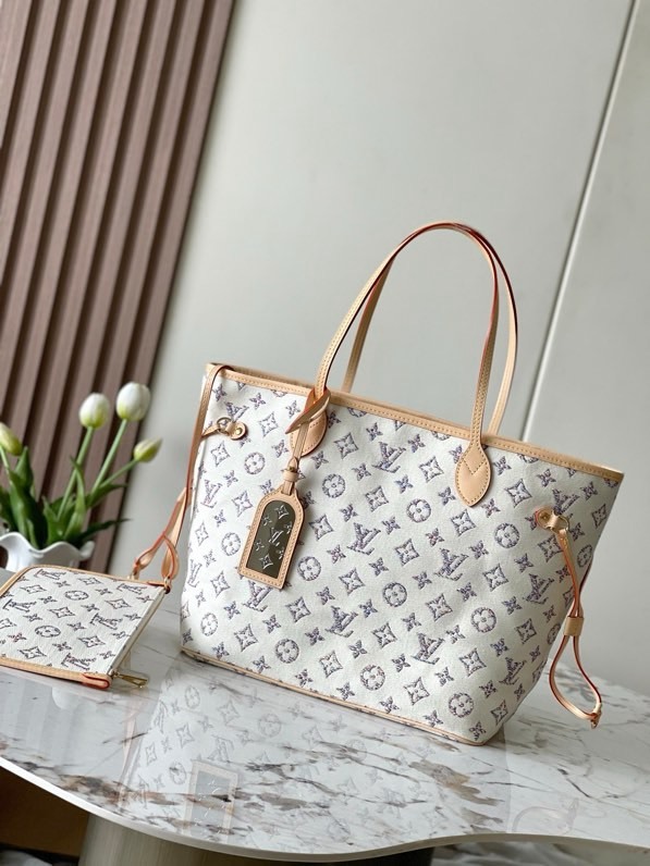 LV Neverfull 4106S 