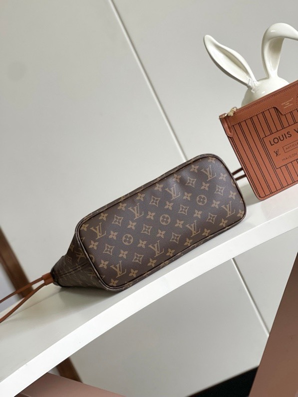 LV Neverfull 4106S 