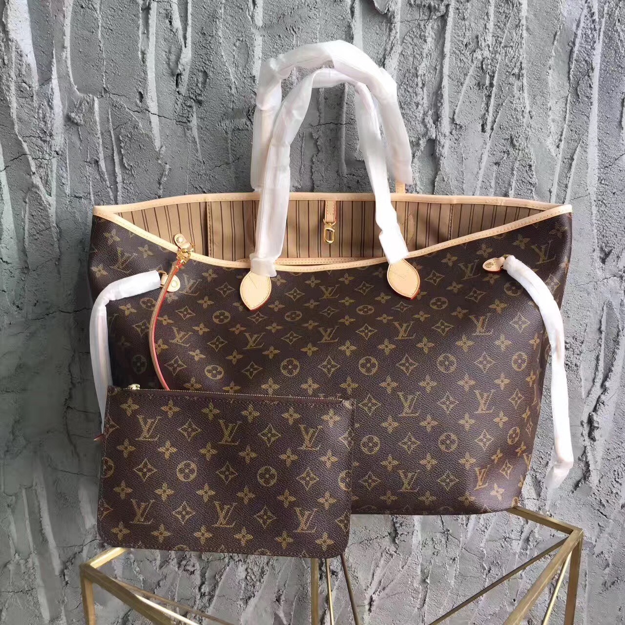 LV NEVERFULL GM M40990