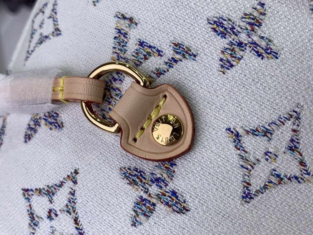 LV Neverfull MM m24905