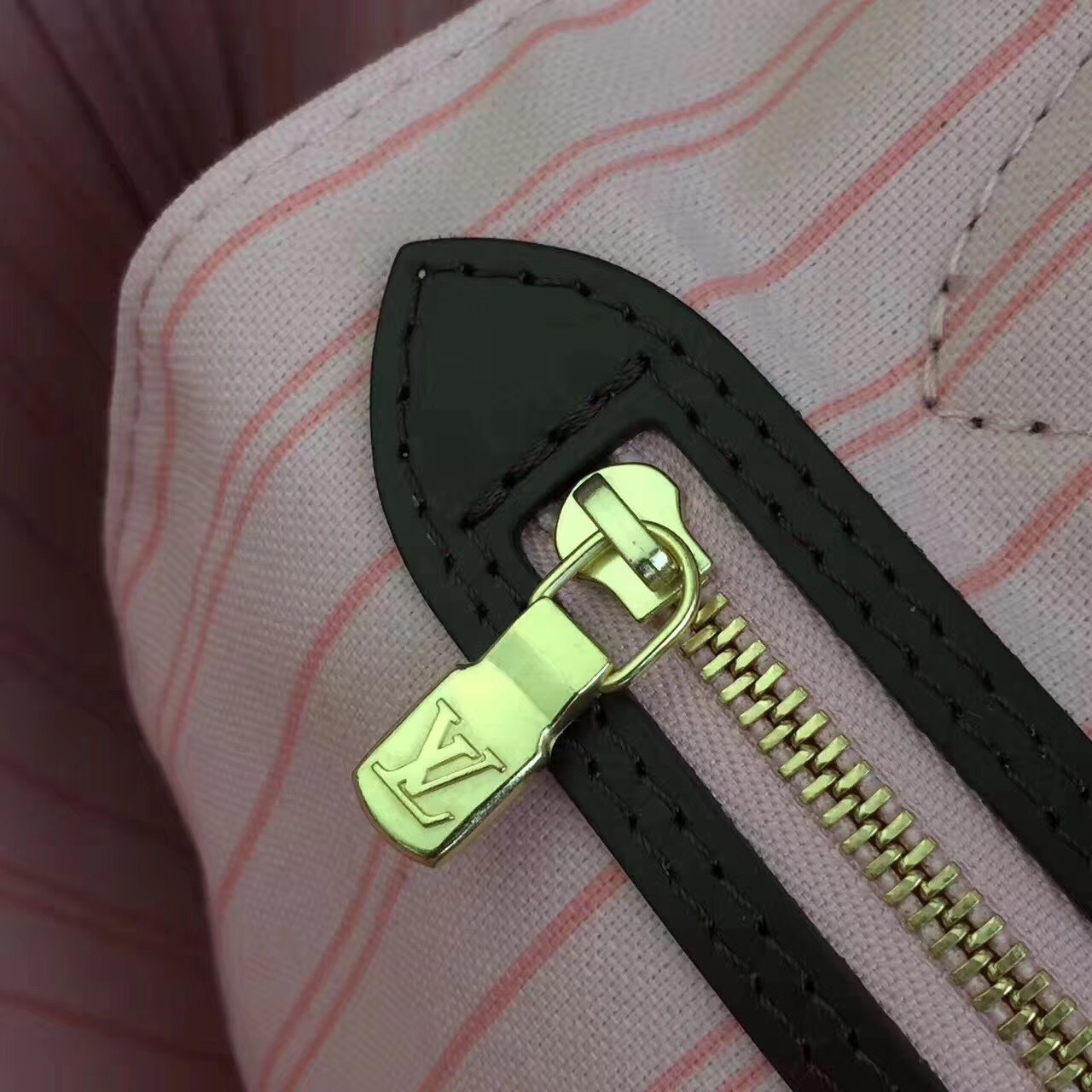 LV NEVERFULL MM M40995