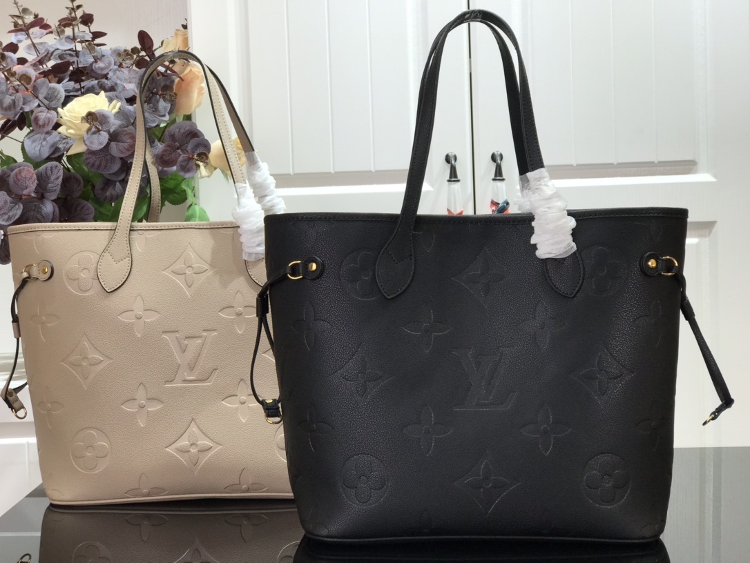 LV NEVERFULL MM M45686 