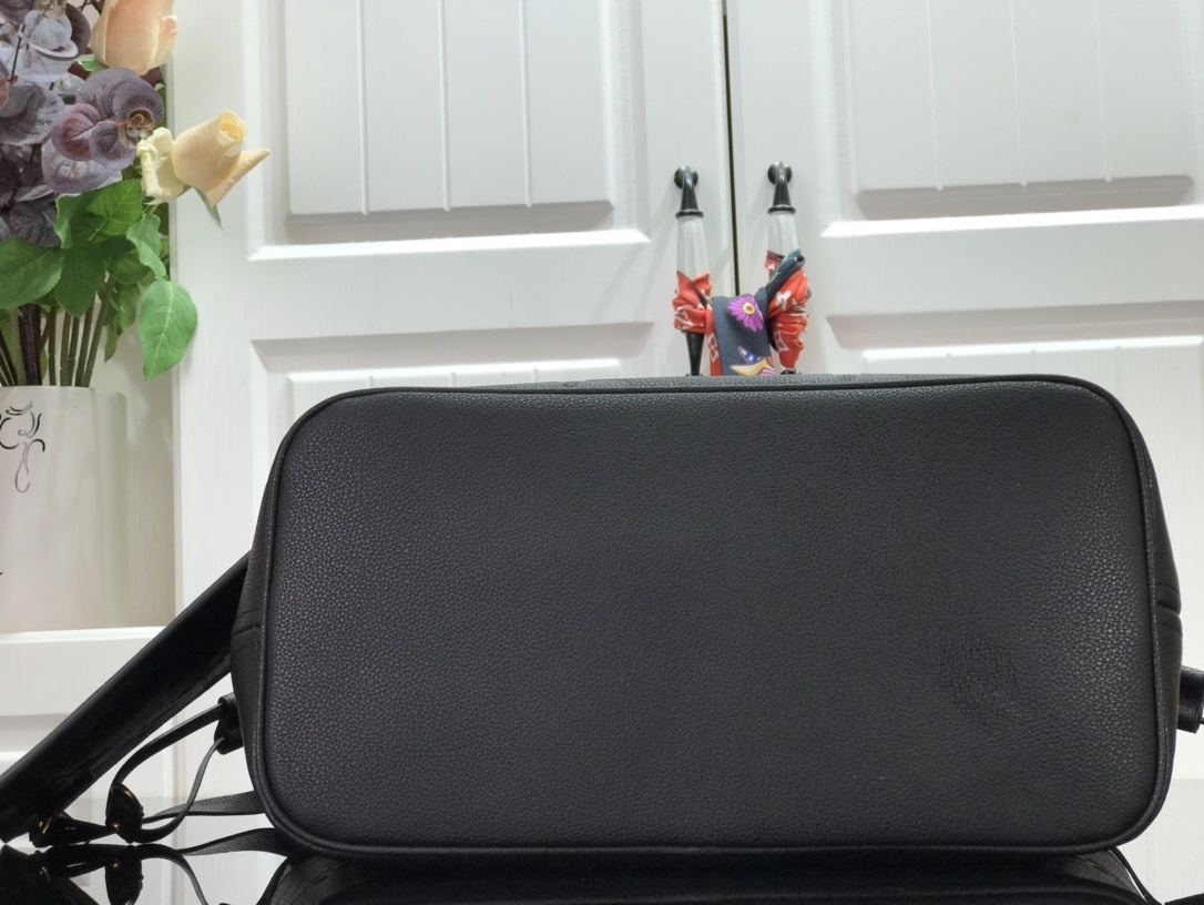 LV NEVERFULL MM M45686 