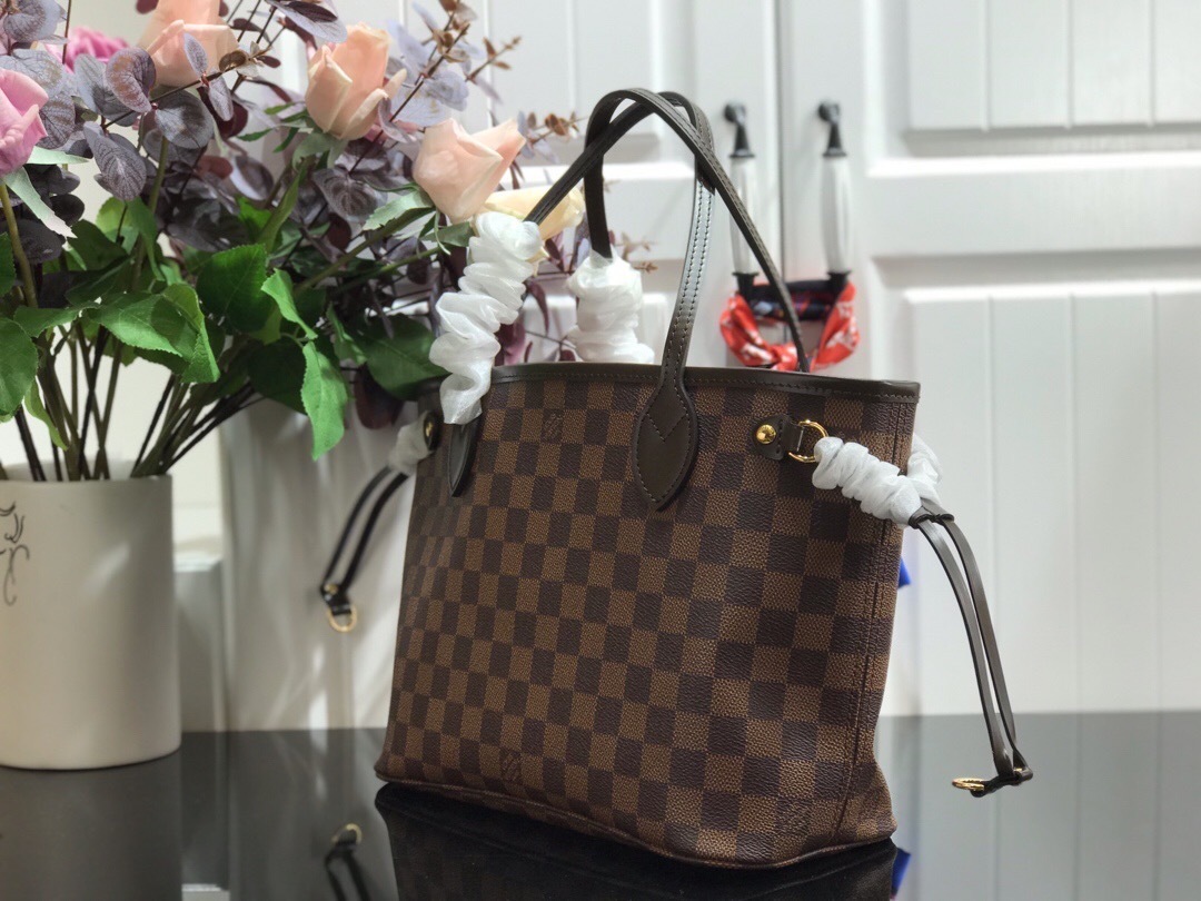 LV NEVERFULL PM M41000