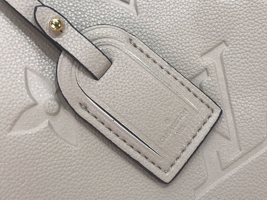 LV NEW GRAND PALAIS N45811