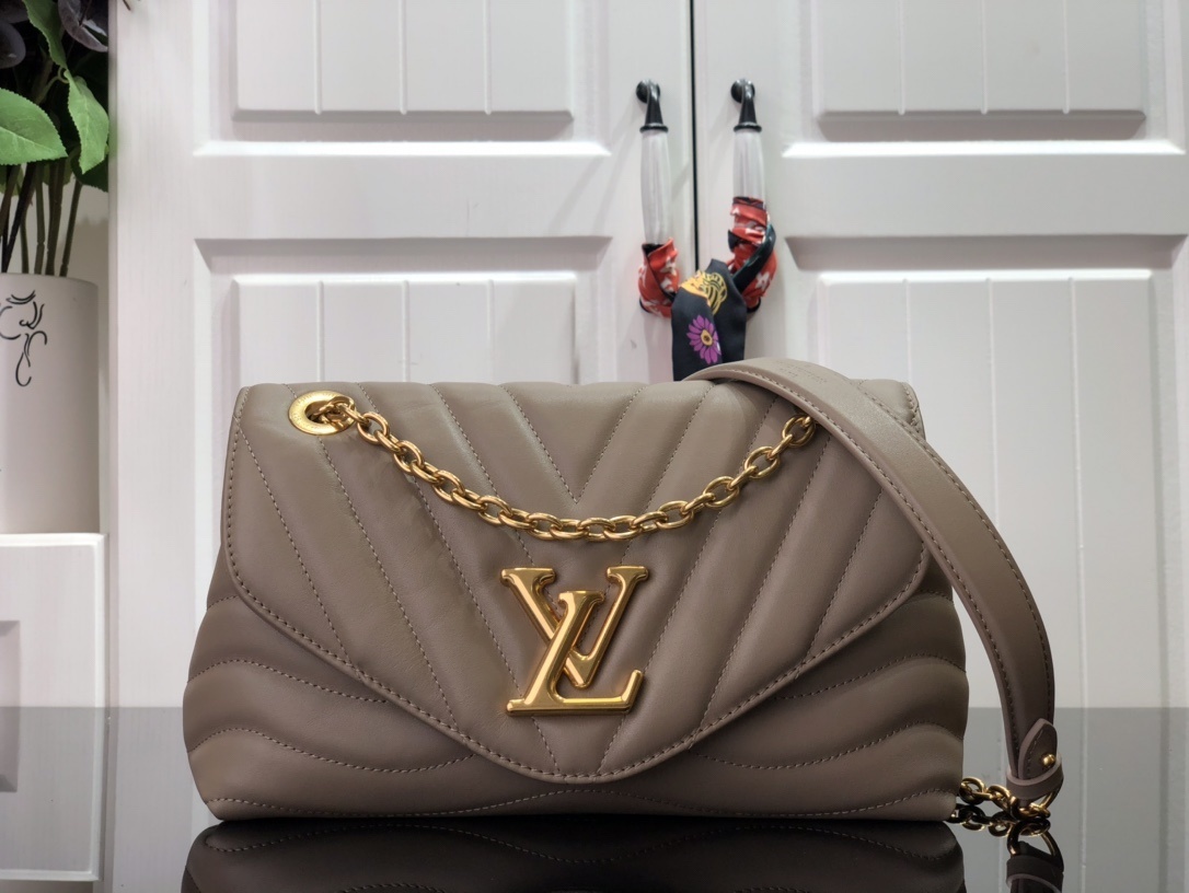 LV NEW WAVE CHAIN BAG M58552 