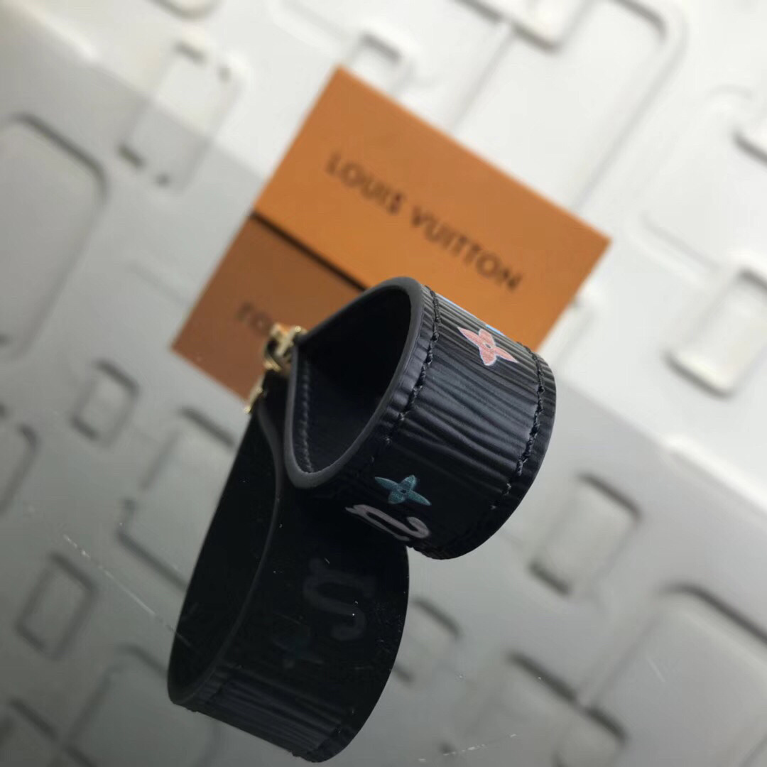 LV NEW WAVE DRAGONNE Key Chain M62251SY