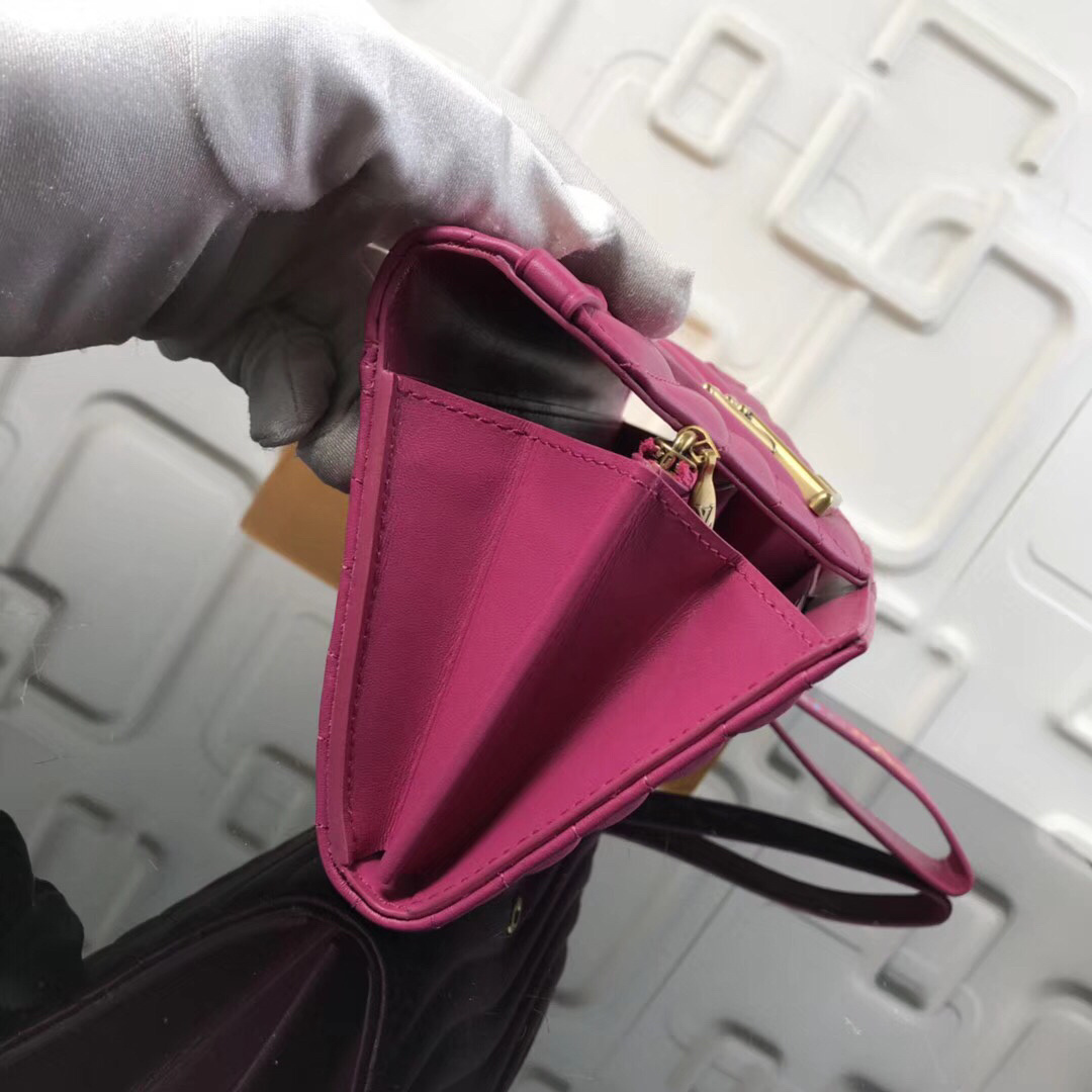 LV NEW WAVE LONG wallet M63298