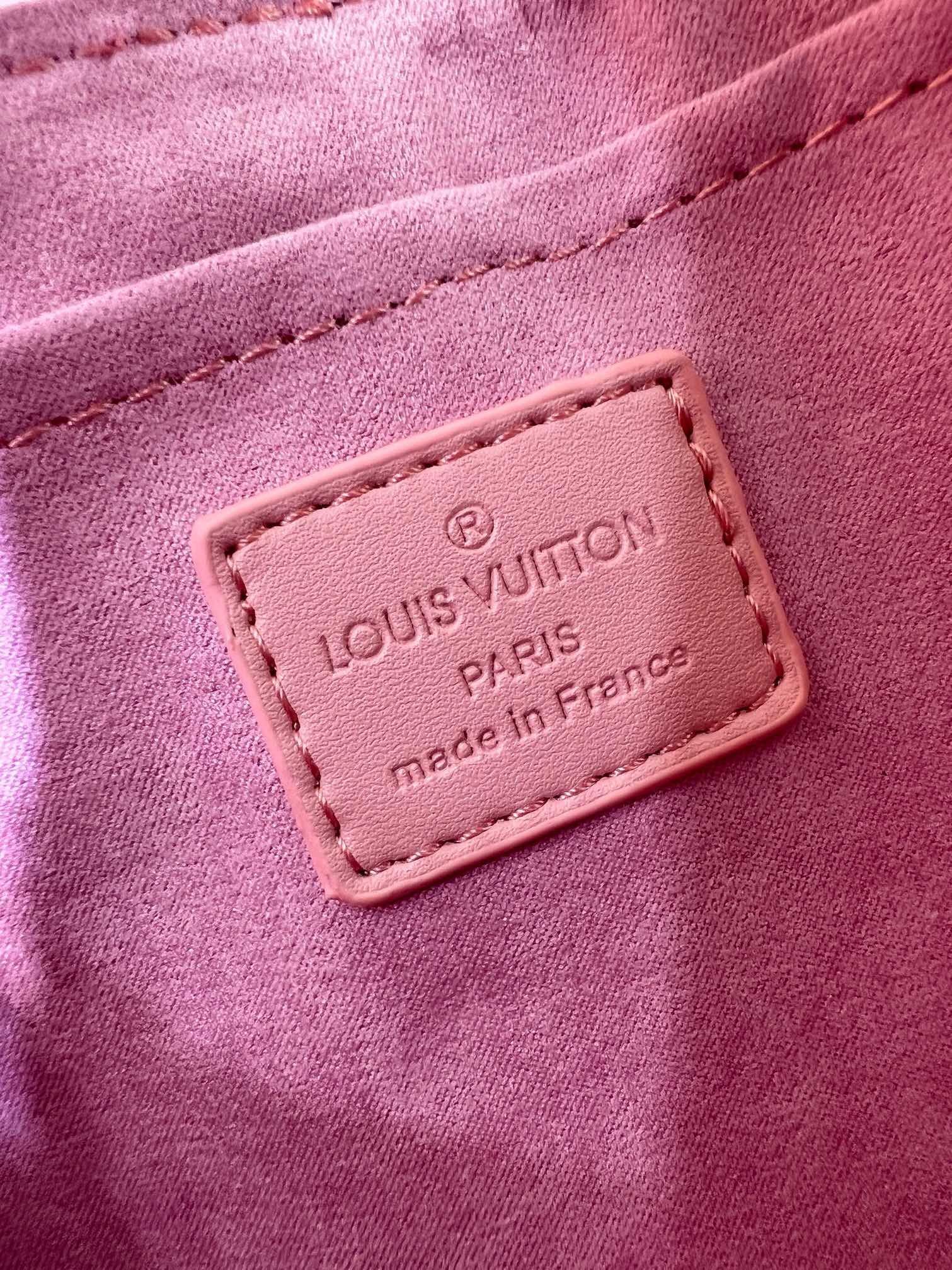 LV NEW WAVE M58550 