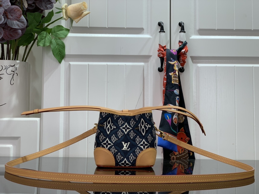 LV NOE PURSE SINCE 1854 M57447 