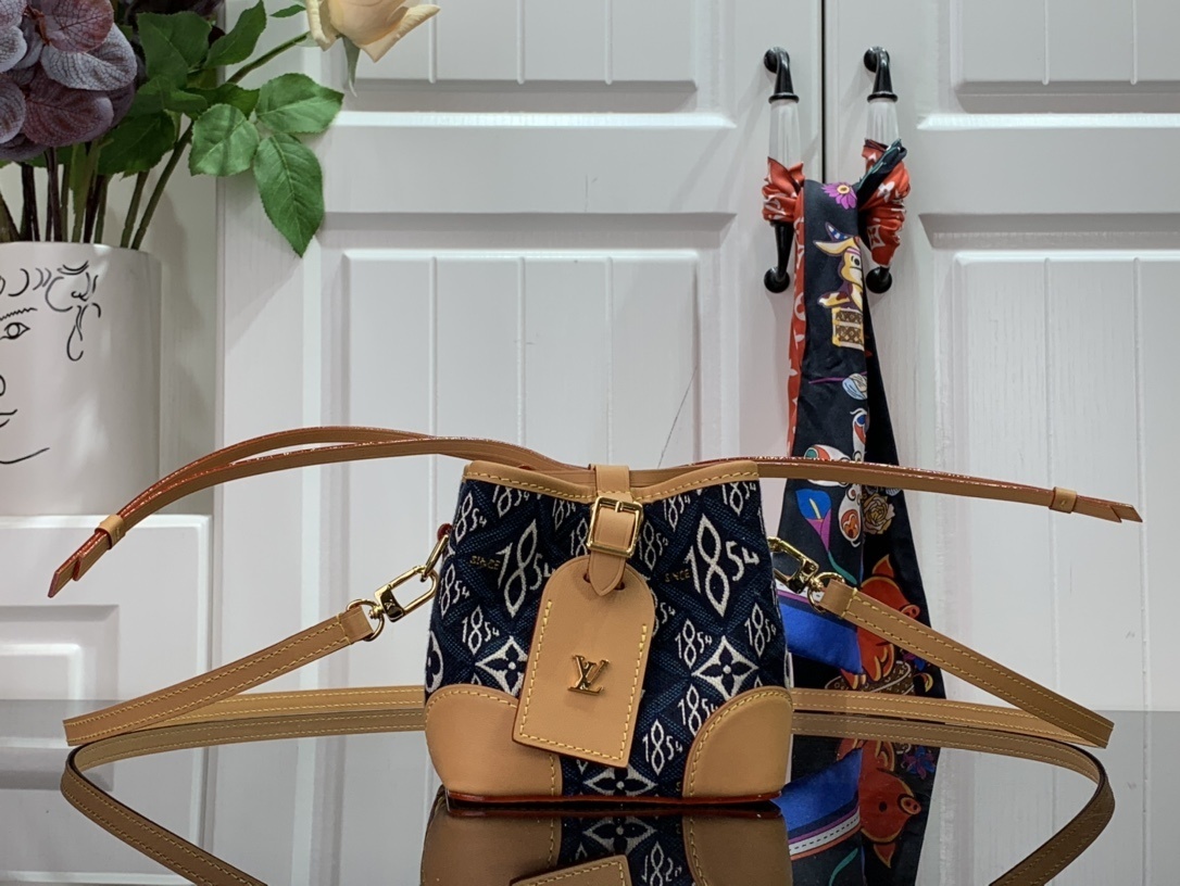 LV NOE PURSE SINCE 1854 M57447 