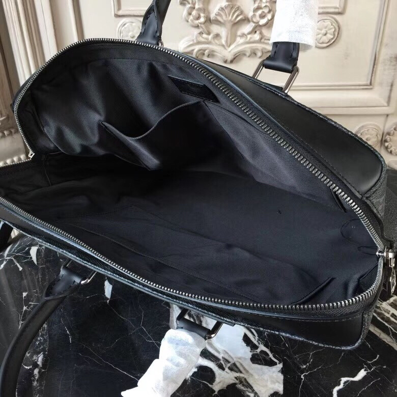 LV ODYSSEY BRIEFCASE M44222