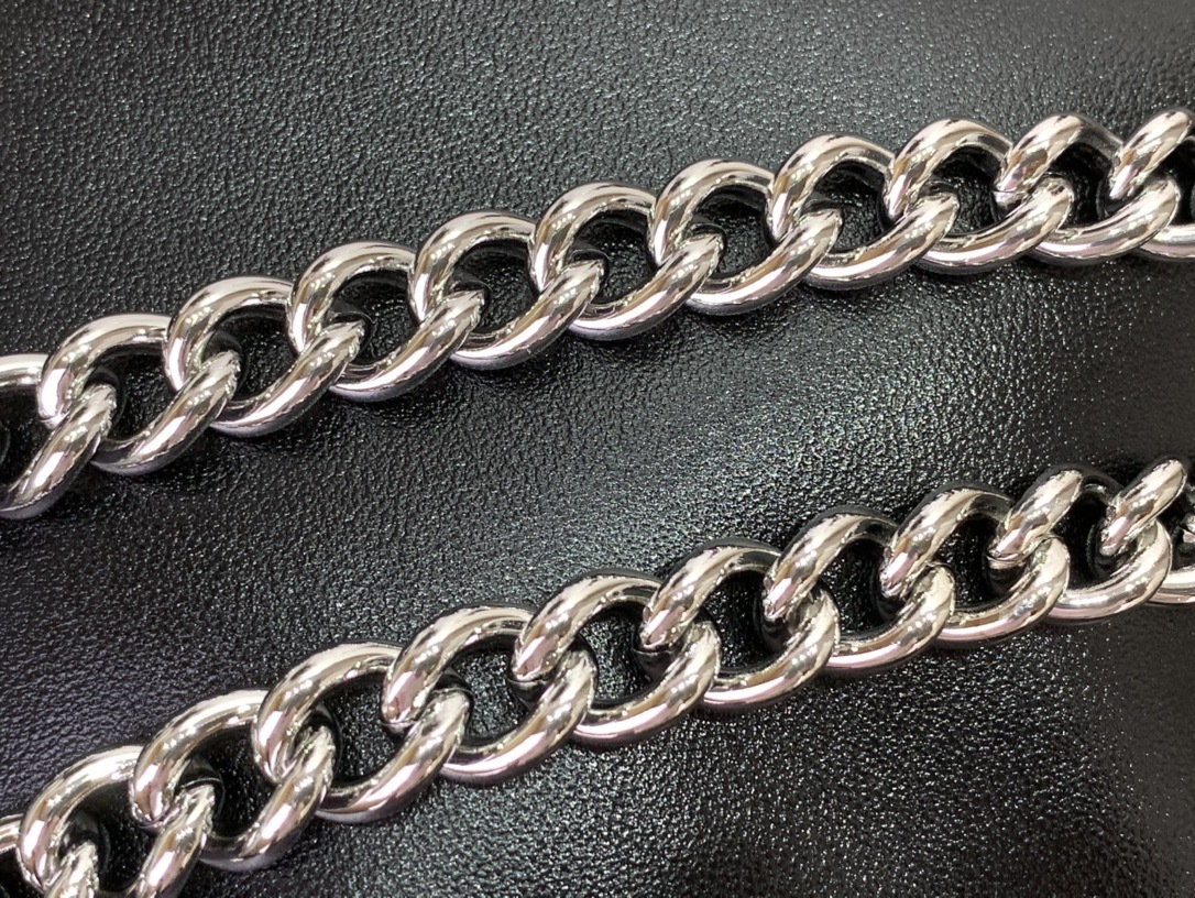 LV OFF DUTY VIBE m25545 