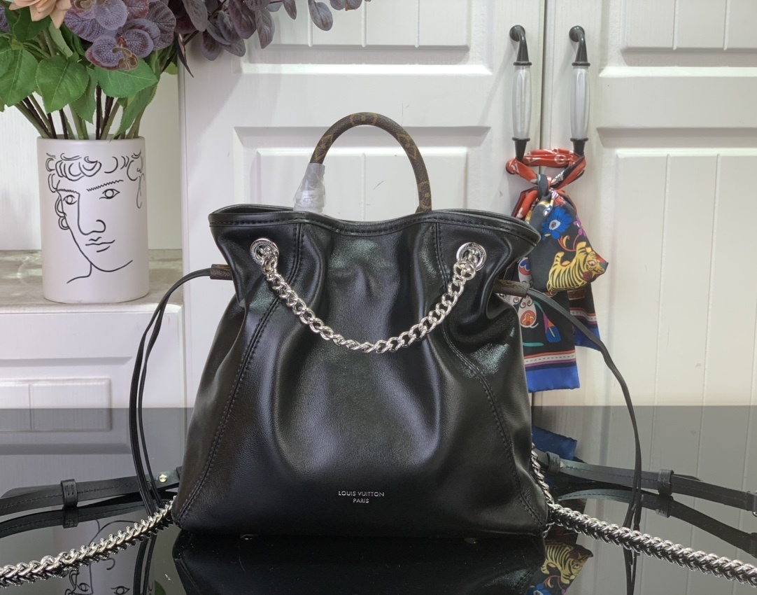 LV OFF DUTY VIBE m25545 