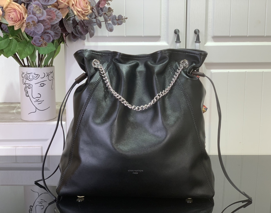 LV OFF DUTY VIBE m25545 