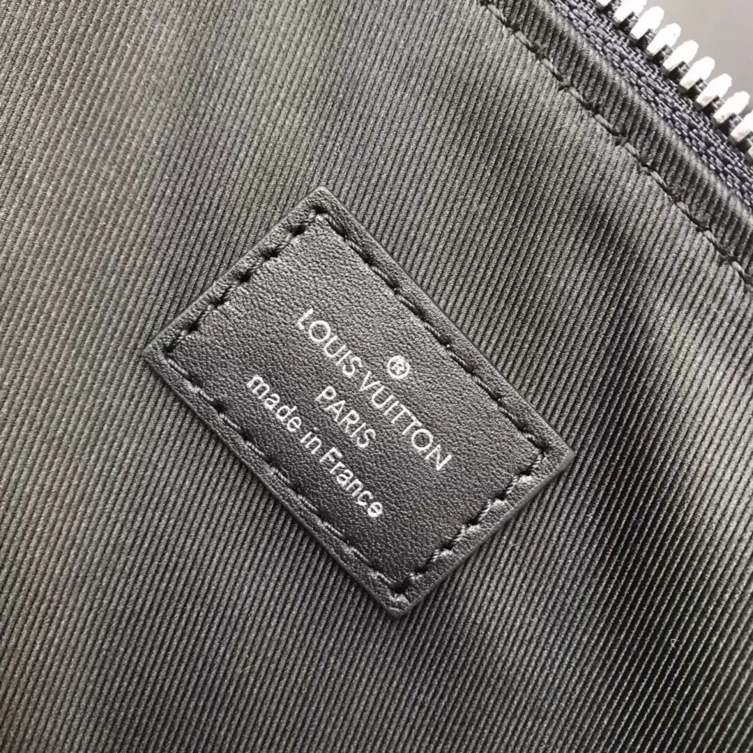 LV OLIVER BRIEFCASE M51689