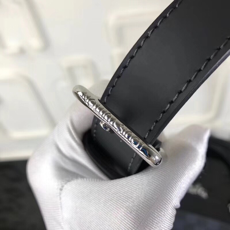 LV OLIVER BRIEFCASE N51199