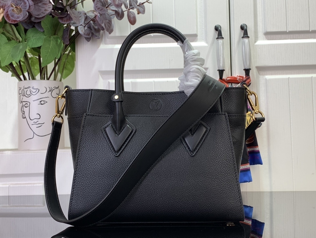 LV On My Side m21546